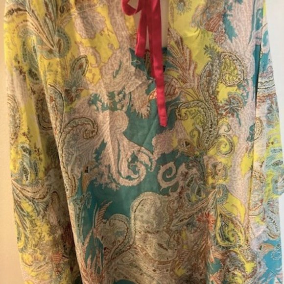 Coverup - Picture 4 of 9